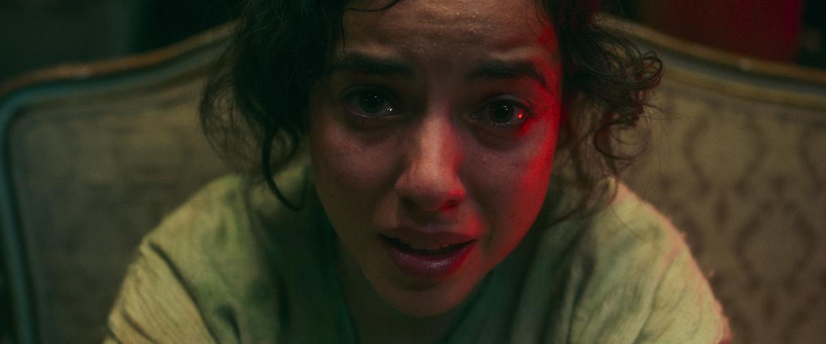 The suspense builds as Ambar questions the meaning of her dreams and their connection to her reality. Are these dreams a mere manifestation of her grief, or is something more sinister at play?